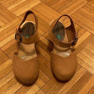 Moheda clogs. Made in Sweden. Size 35 EU / 4.5 women’s US